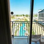 Sy Belek